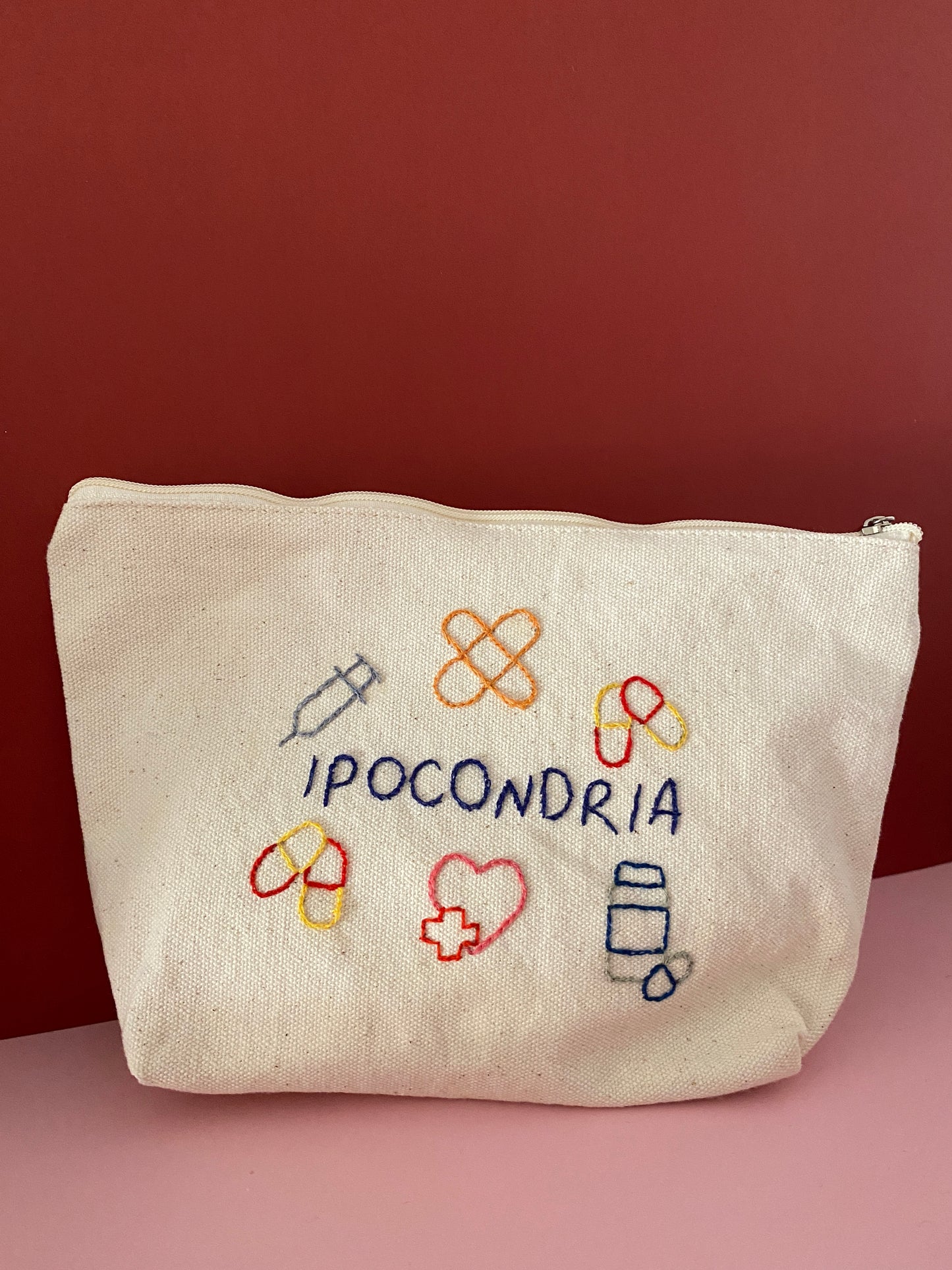 POCHETTE IPOCONDRIA