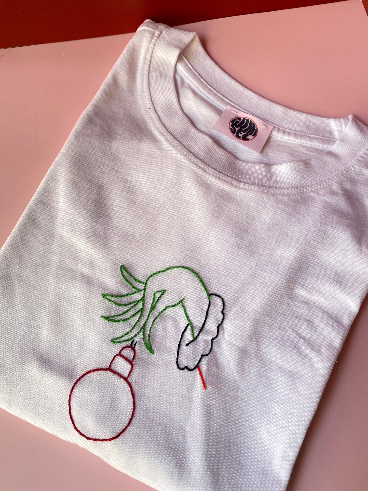 T-SHIRT "GRINCH E PALLINA"
